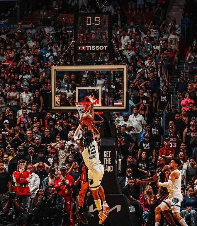 雄鹿复出首战，莫兰特状态火爆，绝杀战胜成为焦点！