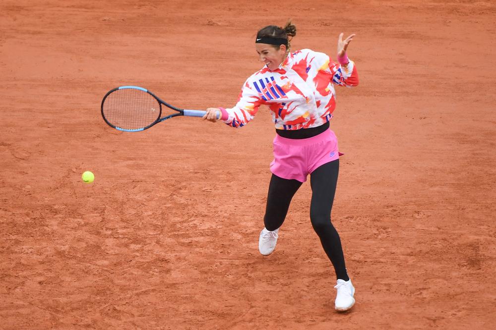 阿扎伦卡在美国队比赛中最后时刻胜出，爆冷引发热议！