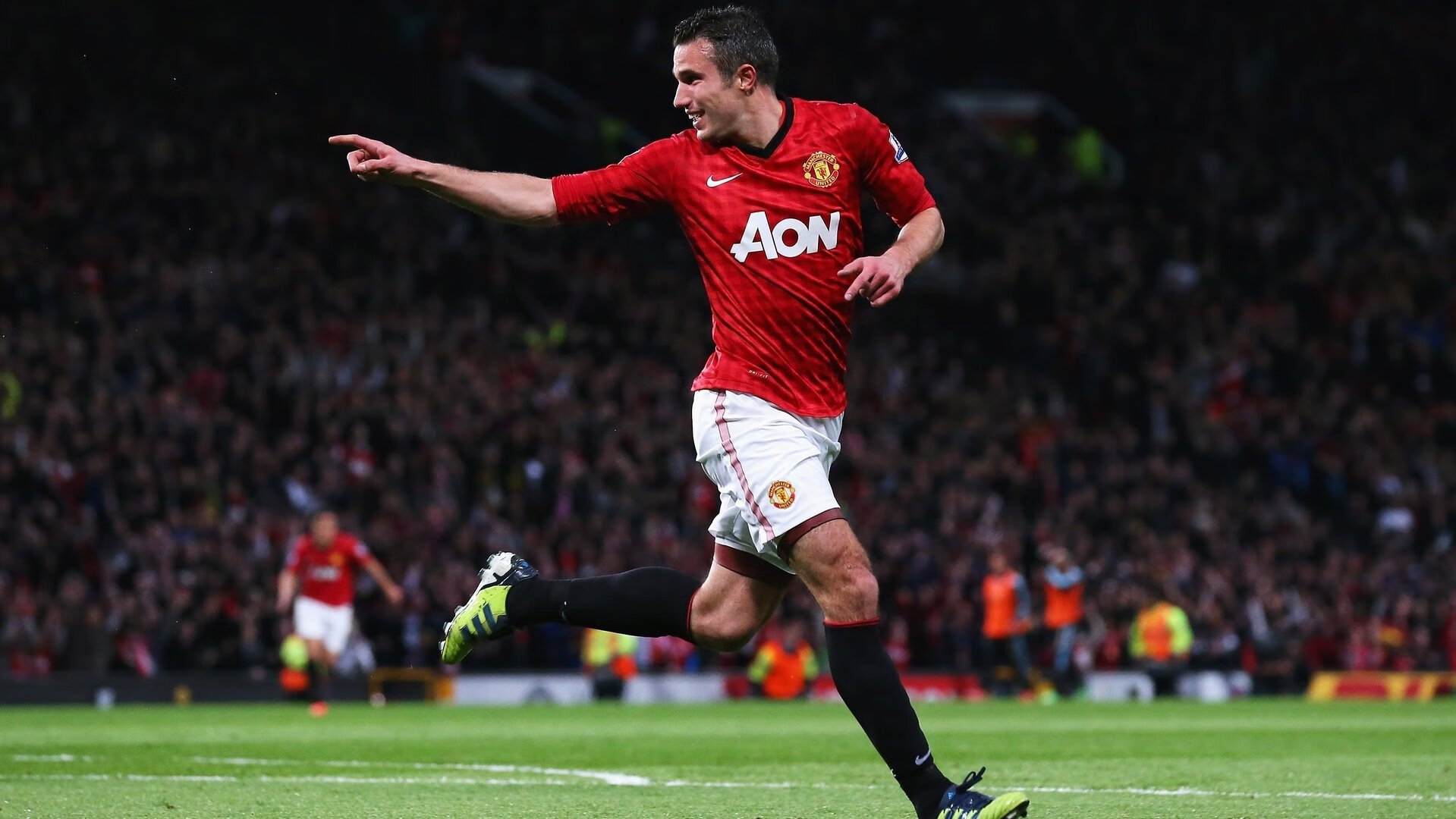 勇士观众热烈欢呼！，西亚卡姆迎来三赛季出色发挥再创辉煌时刻